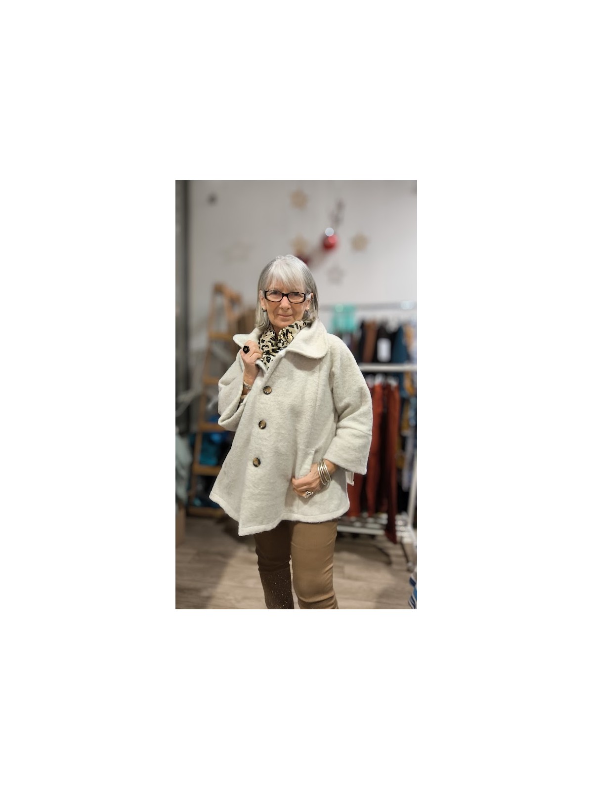 Veste en laine bouillie couleur écrue l 1 vue de face l Tilleulmenthe mode boutique de vêtements femme en ligne