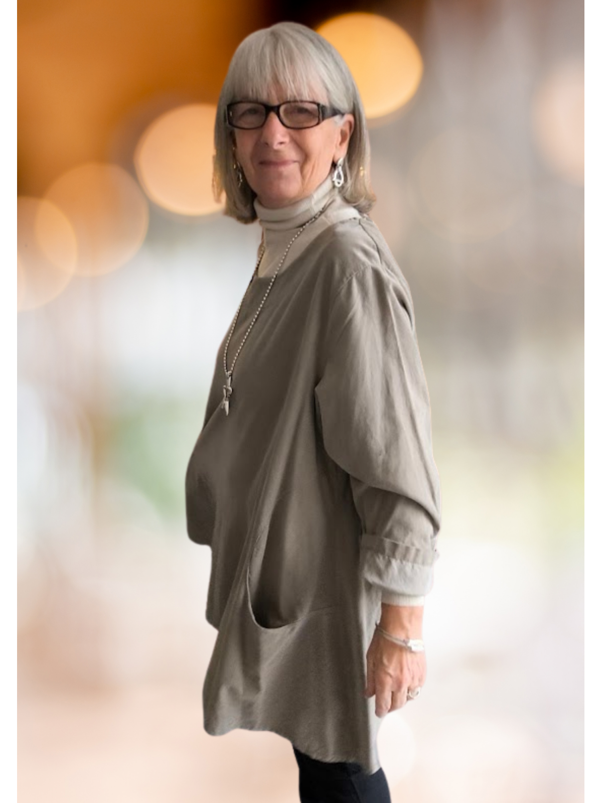 Robe taupe coupe trapèze l 3 vue de profil l Tilleulmenthe mode boutique de vêtements femme en ligne