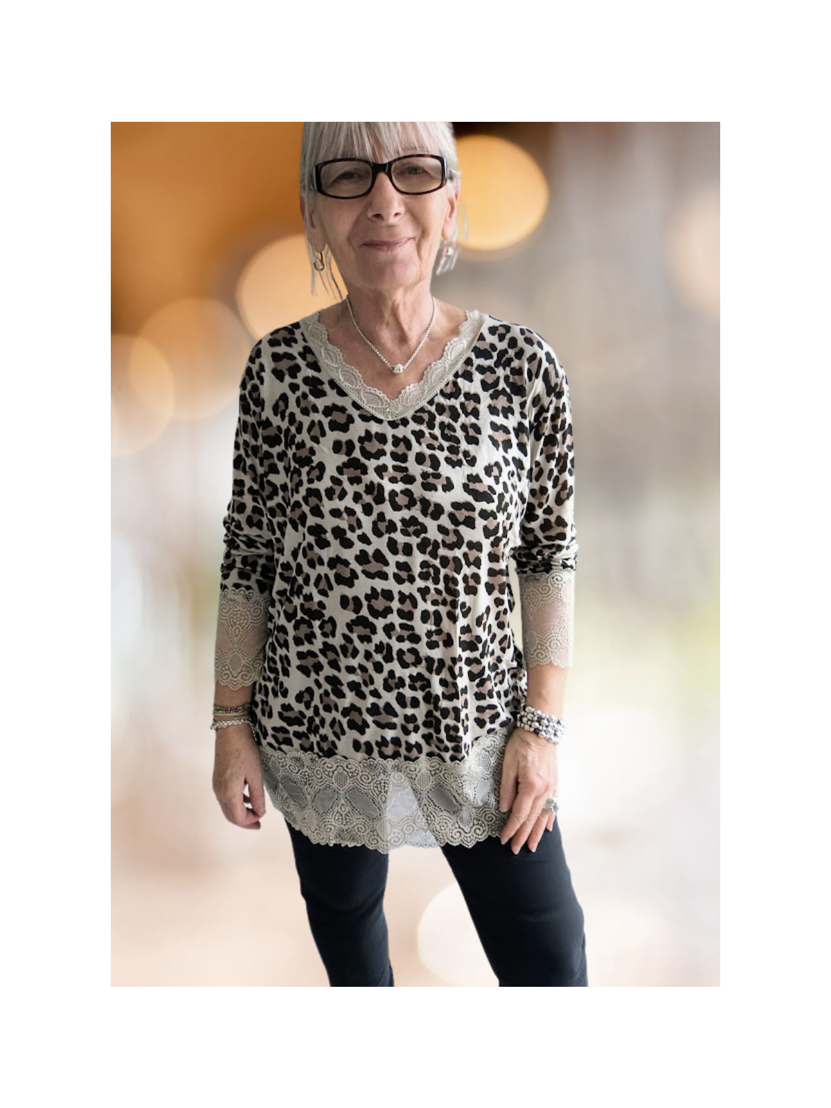 Top manches longues léopard ave dentelle l 2 vue de face l Tilleulmenthe mode boutique de vêtements femme en ligne