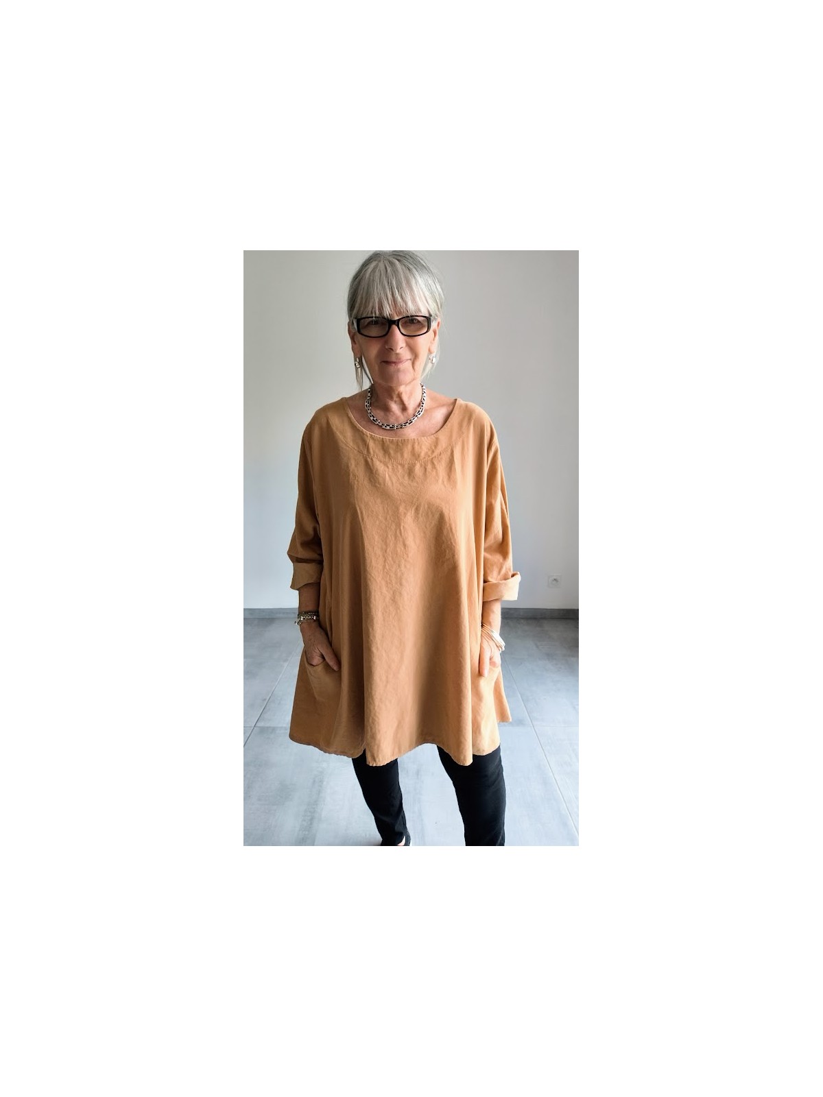 Blouse camel manches longues l 5 vue portée l Tilleulmenthe mode boutique de vêtements femme en ligne