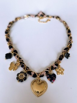 Collier ras de coeur doré à breloques l 1 vue de face l Tilleulmenthe mode boutique de vêtements femme en ligne