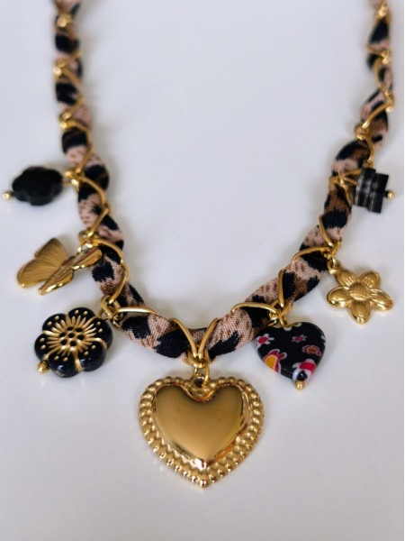 Collier acier inoxydable à breloques l 2 vue de près l Tilleulmenthe mode boutique de vêtements femme en ligne