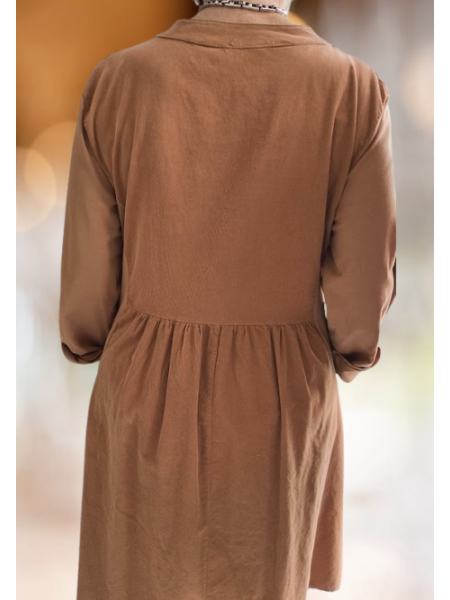 Robe longue camel en velours avec sequins l 3 vue de dos l Tilleulmenthe mode boutique de vêtements femme en ligne