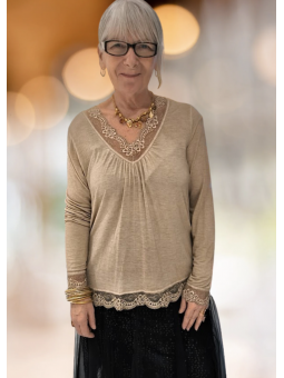 Top camel avec dentelle l 3 vue de face l Tilleulmenthe mode boutique de vêtements femme en ligne