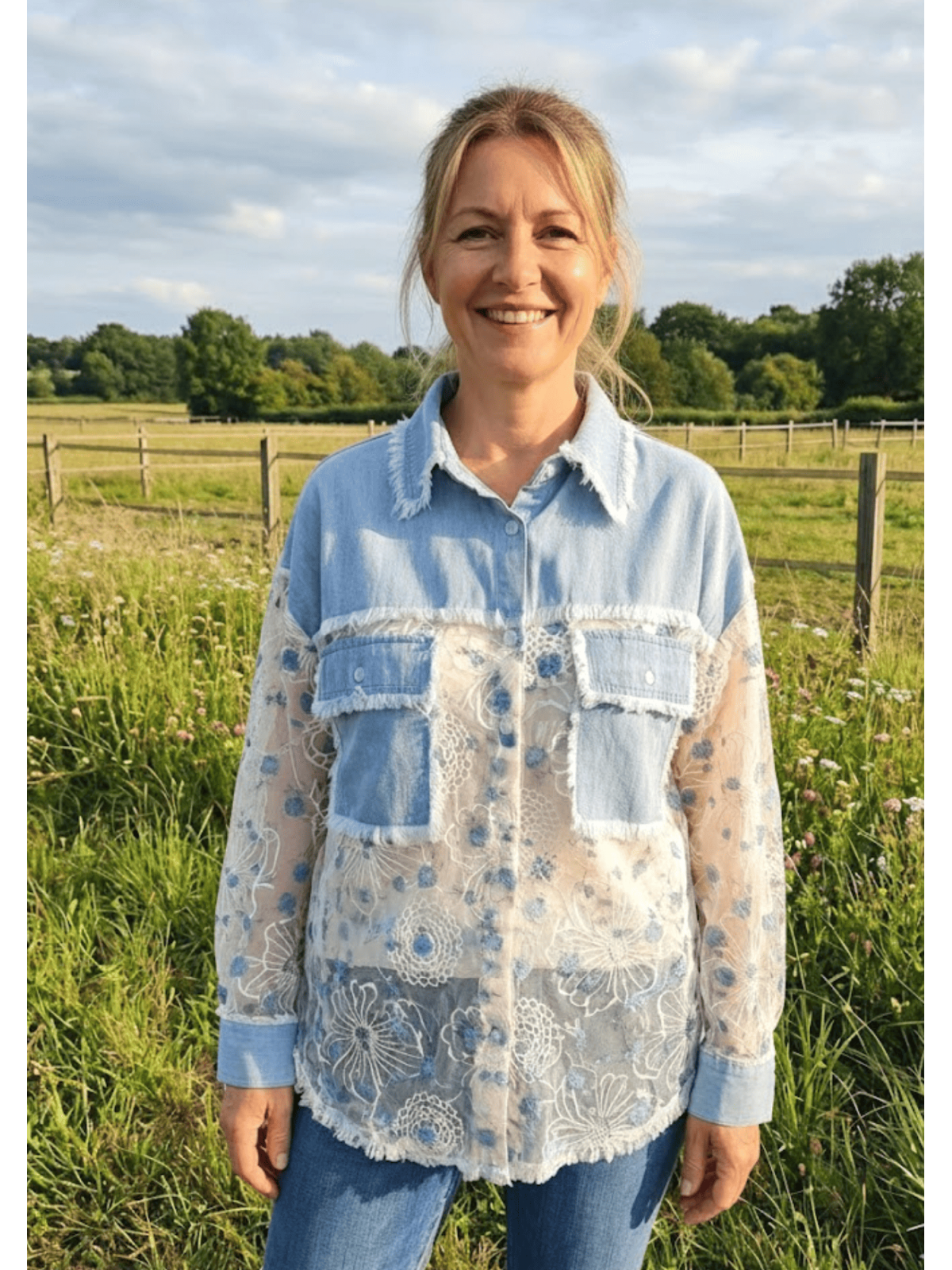 Blouse en jeans imprimé liberty l 1 vue porté l Tilleulmenthe mode boutique de vêtements femme en ligne