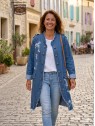 Veste en jeans avec écritures blanches l 1 vue porté l Tilleulmenthe mode boutique de vêtements femme en ligne