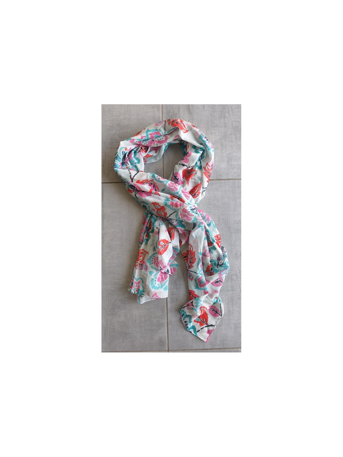 Foulard 100% Coton style paréo couleur orange l 4 vue de près l Tilleulmenthe mode boutique de vêtements femme en ligne
