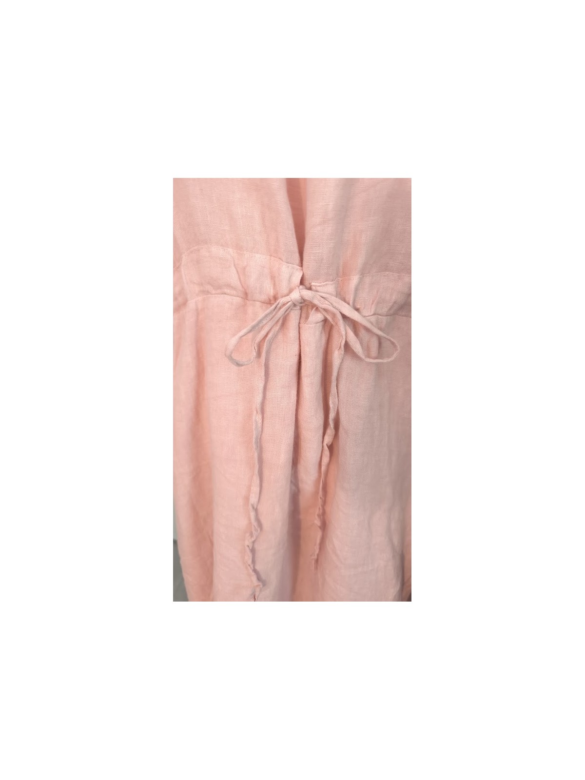 Robe cintrée femme rose en lin l 3 vue rapprochée l Tilleulmenthe mode boutique de vêtements femme en ligne