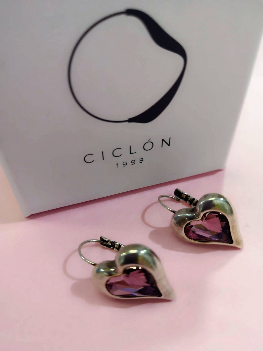 Boucles d'oreilles Ciclon Swarovski 4 I La mode au féminin prêt à porter femmes vêtements originaux fashion dernières Boucles d'oreilles Ciclon Swarovski 4 I La mode au féminin prêt à porter femmes vêtements originaux fashion dernières