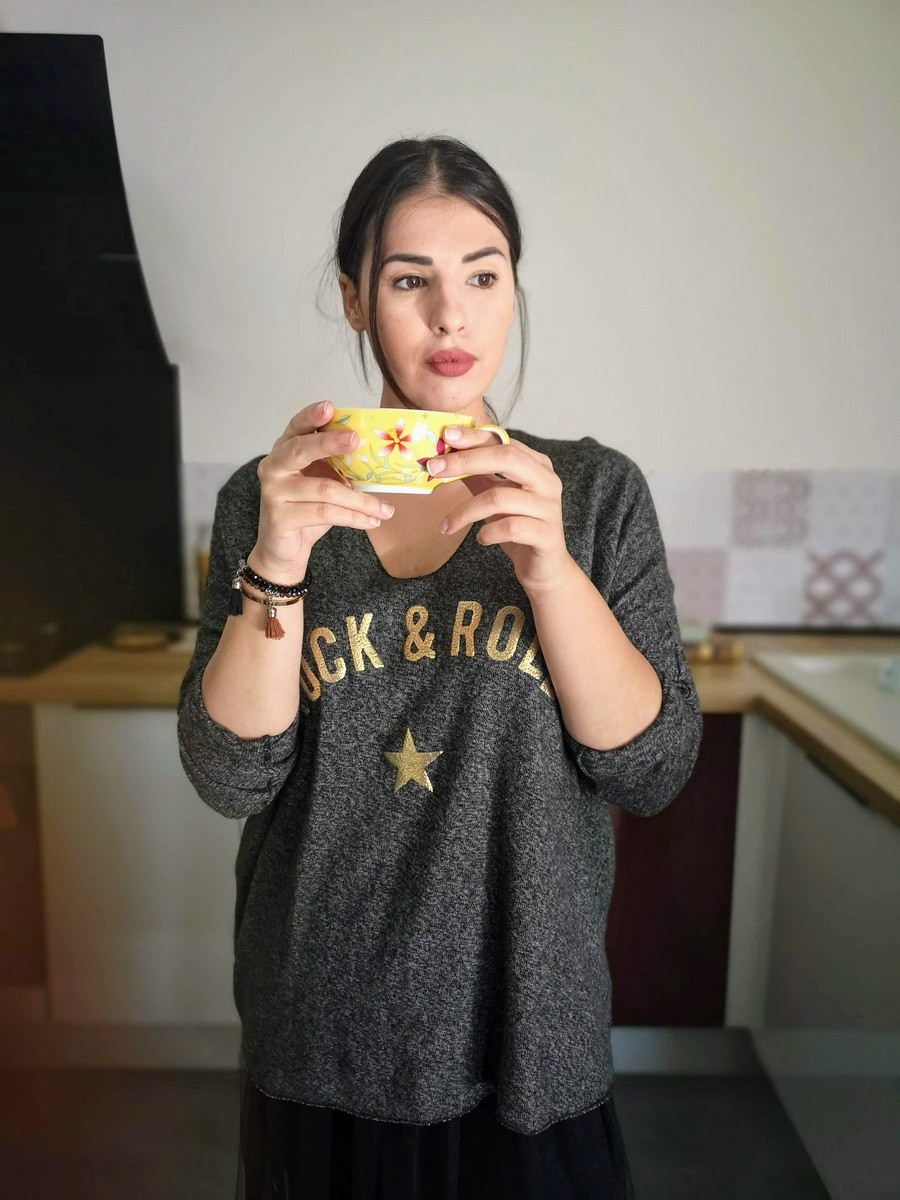 T.Shirt Rock & Roll 1 | La mode au féminin prêt à porter femmes vêtements originaux fashion dernières tendances T.Shirt Rock & Roll 1 | La mode au féminin prêt à porter femmes vêtements originaux fashion dernières tendances