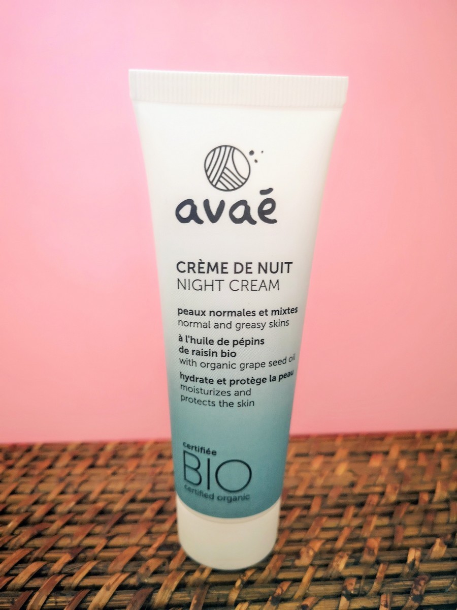 Crème de nuit bio à l'huile de pépins de raisin pour peaux normales et mixtes | Tilleulmenthe Boutique de mode femme en ligne Crème de nuit bio à l'huile de pépins de raisin pour peaux normales et mixtes | Tilleulmenthe Boutique de mode femme en ligne